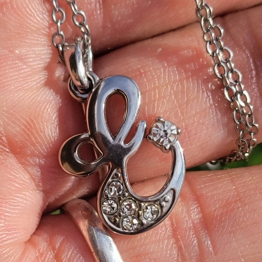 Classy and elegant letter inital cursive E inital necklace